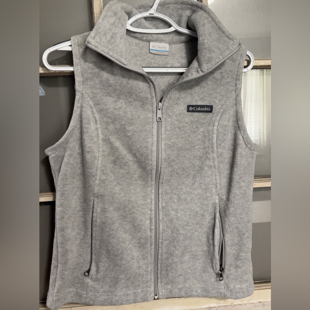 Columbia Gray Fleece Vest